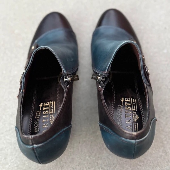 Elegant Brown and Teal Ankle Booties - Picture 4 of 6